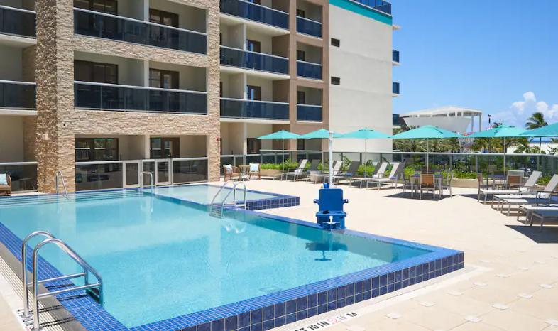 Tru By Hilton Pompano Beach Pier Экстерьер фото