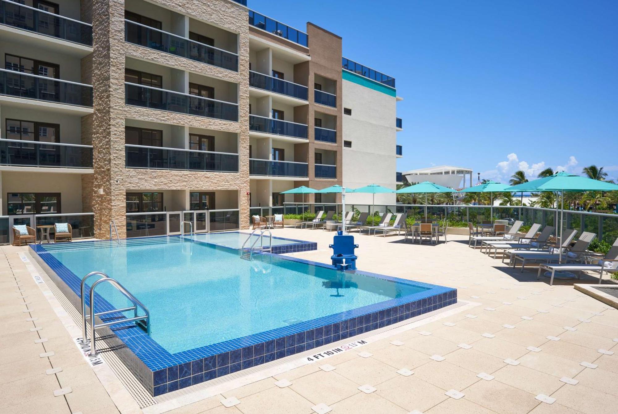 Tru By Hilton Pompano Beach Pier Экстерьер фото