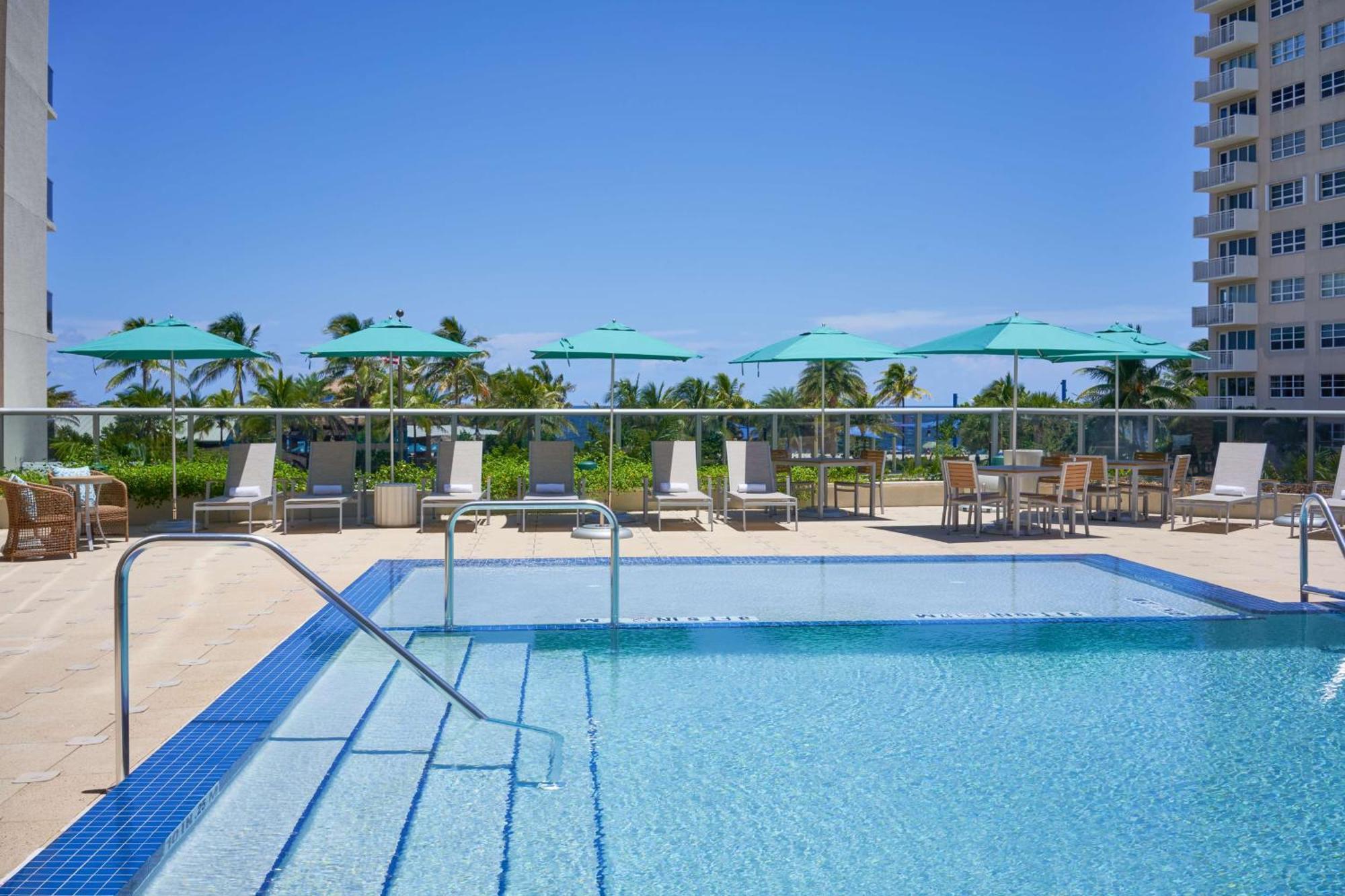 Tru By Hilton Pompano Beach Pier Экстерьер фото